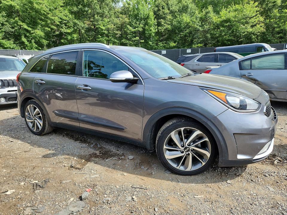2017 Kia Niro მანქანა იყიდება აუქციონზე, vin: KNDCE3LC1H5063418, აუქციონის ნომერი: 62161706