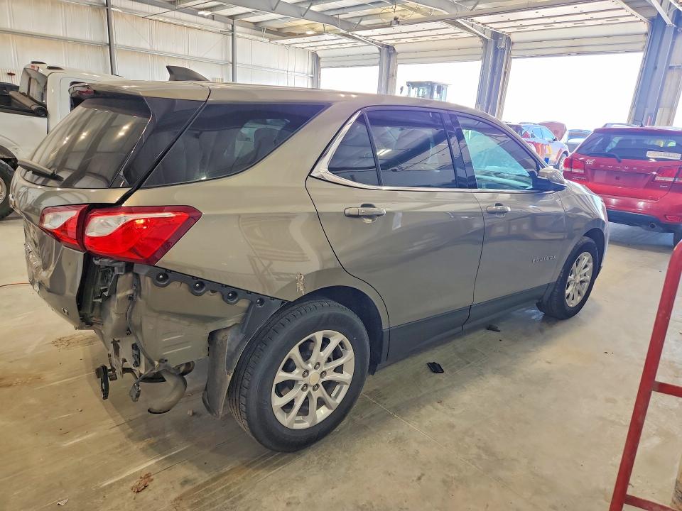 60423676 :رقم المزاد ، 3GNAXJEV8JS556634 vin ، 2018 Chevrolet Equinox مزاد بيع