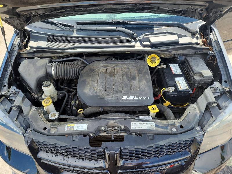 61717866 :رقم المزاد ، 2C4RDGEG3HR798666 vin ، 2017 Dodge Grand Caravan مزاد بيع