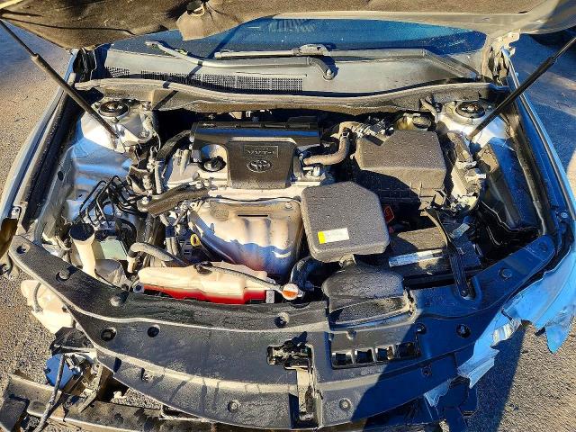 61557156 :رقم المزاد ، 4T4BF1FKXGR565317 vin ، 2016 Toyota Camry مزاد بيع