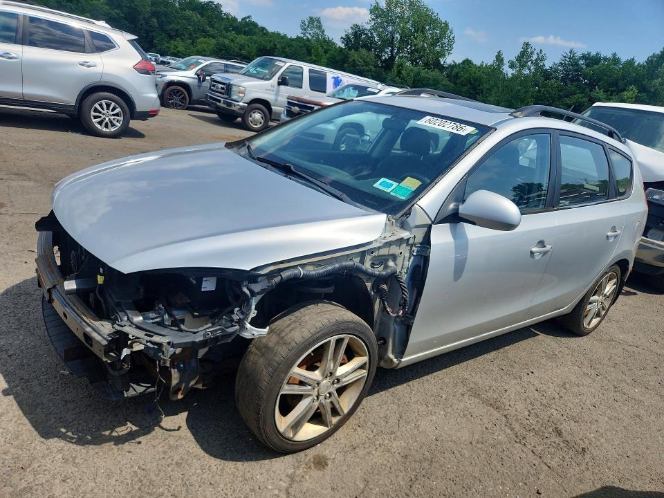 60202786 :رقم المزاد ، KMHDC8AE1AU077497 vin ، 2010 Hyundai Elantra Touring مزاد بيع