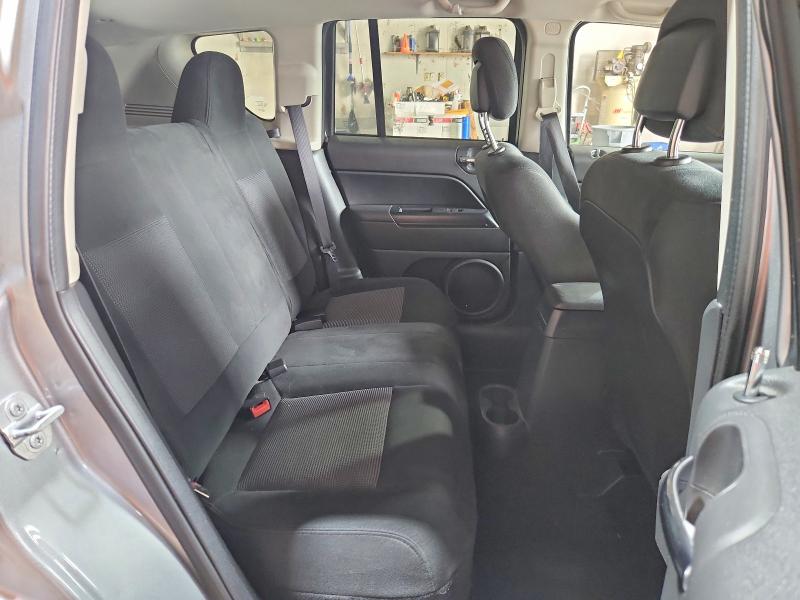 61320526 :رقم المزاد ، 1C4NJDBB0GD662611 vin ، 2016 Jeep Compass مزاد بيع