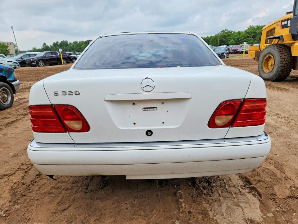 Aukcja sprzedaży 1999 Mercedes-benz E, vin: WDBJF65H3XA824307, numer aukcji: 62752856
