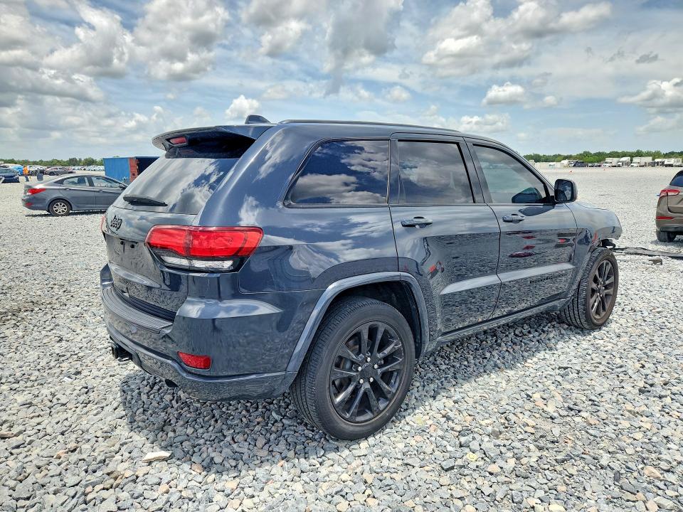 61215736 :رقم المزاد ، 1C4RJEAG0JC277535 vin ، 2018 Jeep Grand Cherokee مزاد بيع