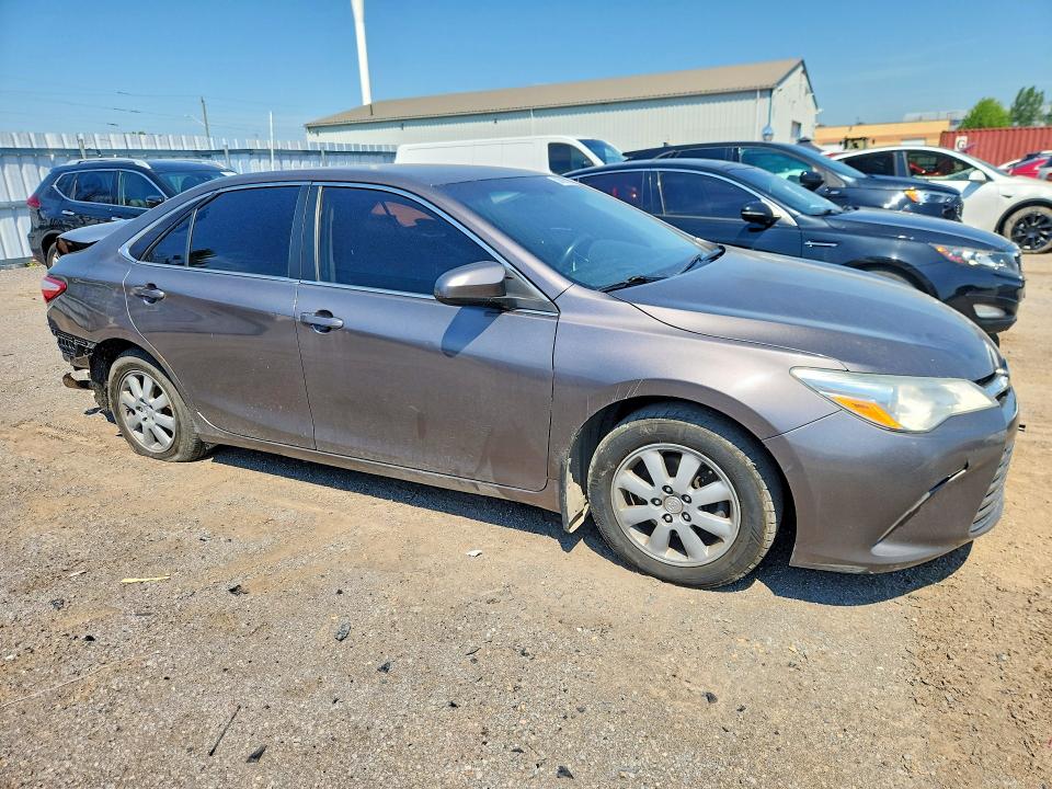 2015 Toyota Camry მანქანა იყიდება აუქციონზე, vin: 4T1BF1FK4FU048815, აუქციონის ნომერი: 58782516