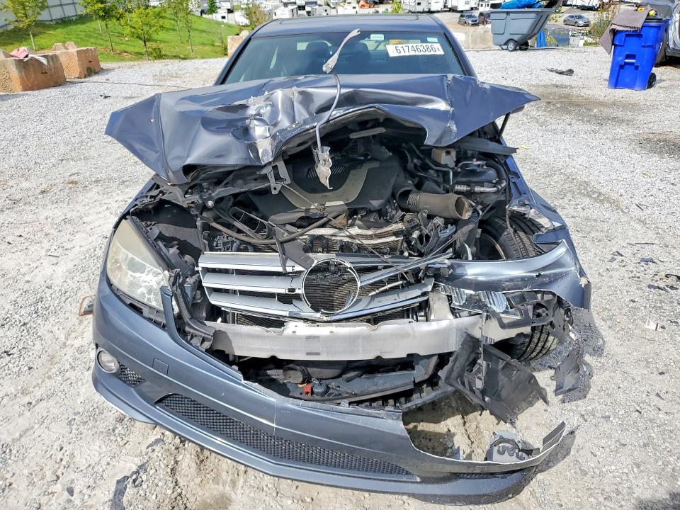 2010 Mercedes-benz C მანქანა იყიდება აუქციონზე, vin: WDDGF5EB1AF448806, აუქციონის ნომერი: 61746386