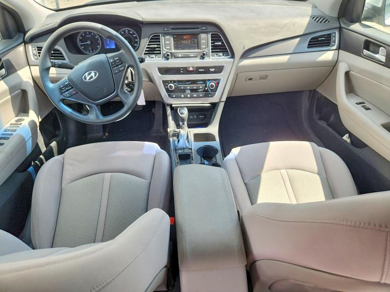 2015 Hyundai Sonata მანქანა იყიდება აუქციონზე, vin: 5NPE34AF8FH218268, აუქციონის ნომერი: 60697616