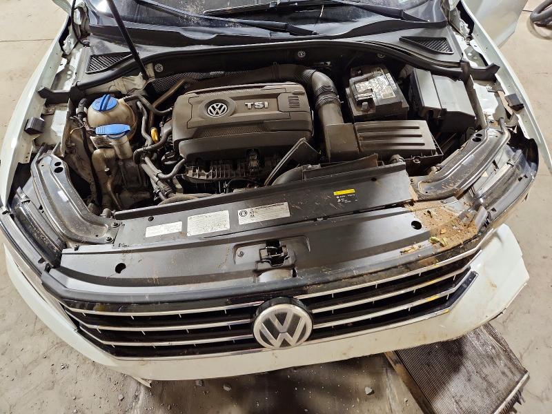 2017 Volkswagen Passat მანქანა იყიდება აუქციონზე, vin: 1VWAT7A37HC007399, აუქციონის ნომერი: 62508526