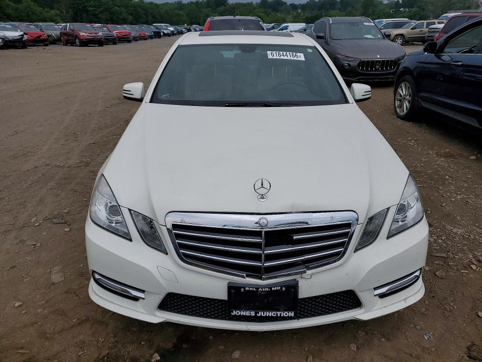 61844166 :رقم المزاد ، WDDHF8JB2CA638688 vin ، 2012 Mercedes-benz E مزاد بيع