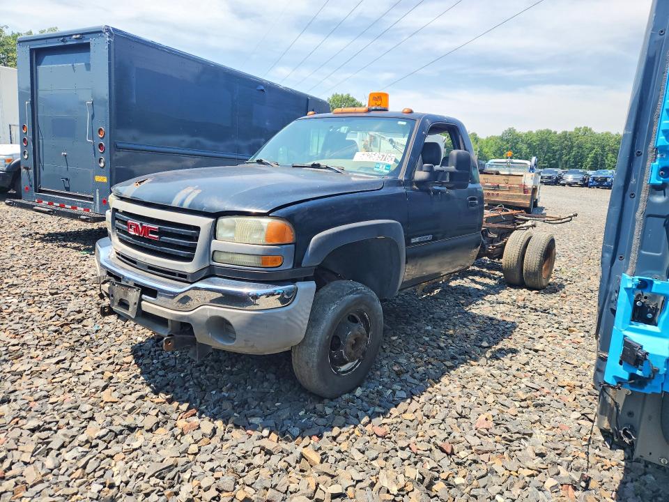 Продажа на аукционе авто 2004 Gmc New Sierra, vin: 1GDJC34U24E285170, номер лота: 58258576