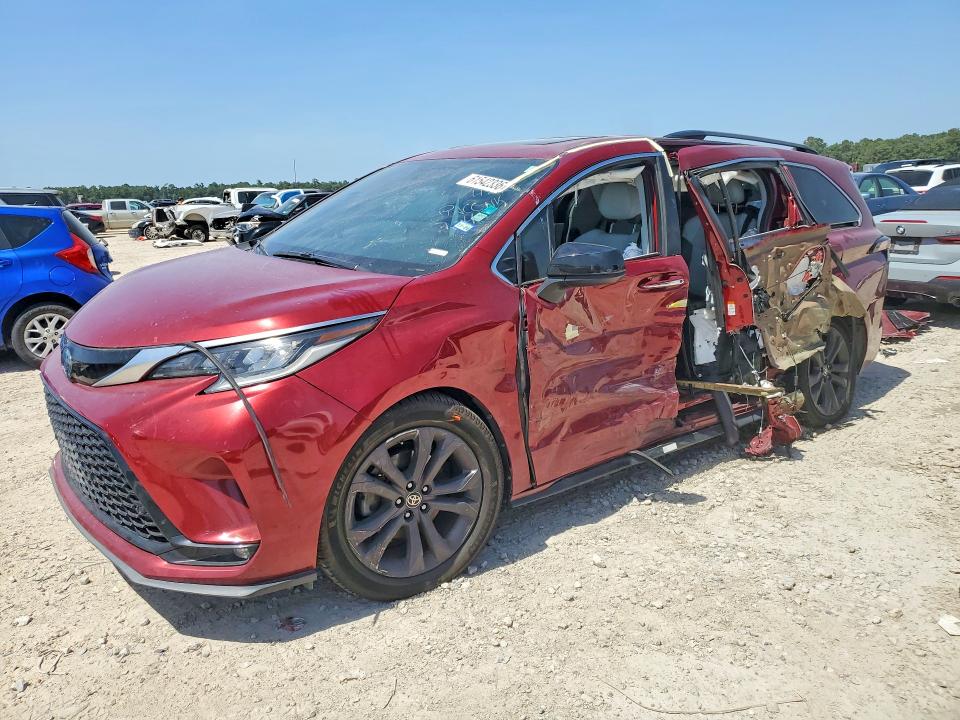 2022 Toyota Sienna მანქანა იყიდება აუქციონზე, vin: 5TDXRKEC9NS085170, აუქციონის ნომერი: 61542336