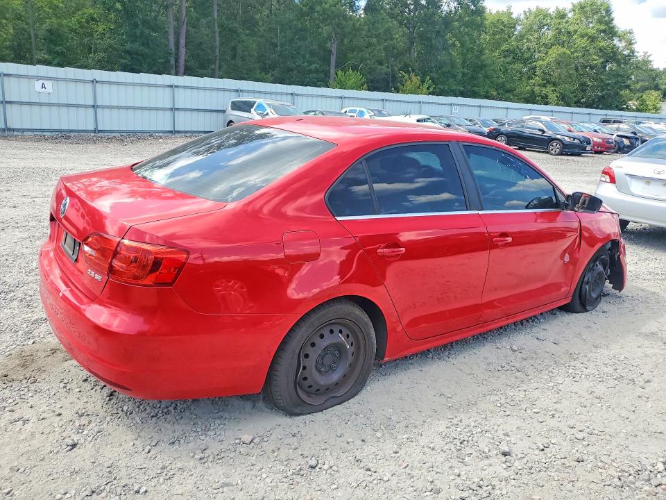 60320156 :رقم المزاد ، 3VWDX7AJ0DM289071 vin ، 2013 Volkswagen Jetta مزاد بيع