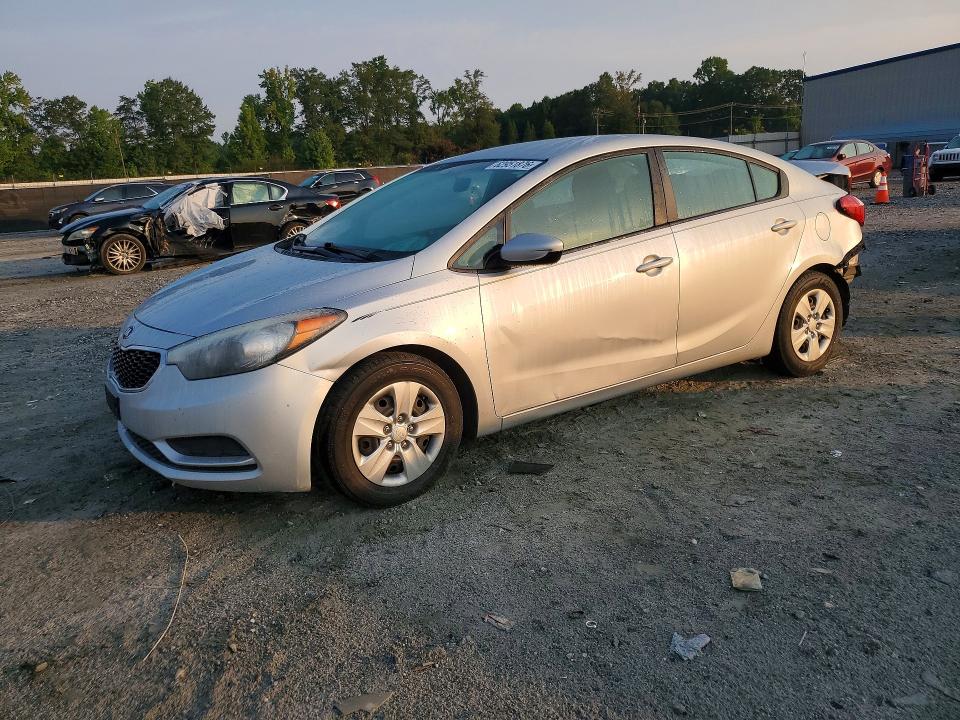 Продажа на аукционе авто 2016 Kia Forte, vin: KNAFK4A69G5619110, номер лота: 62951876