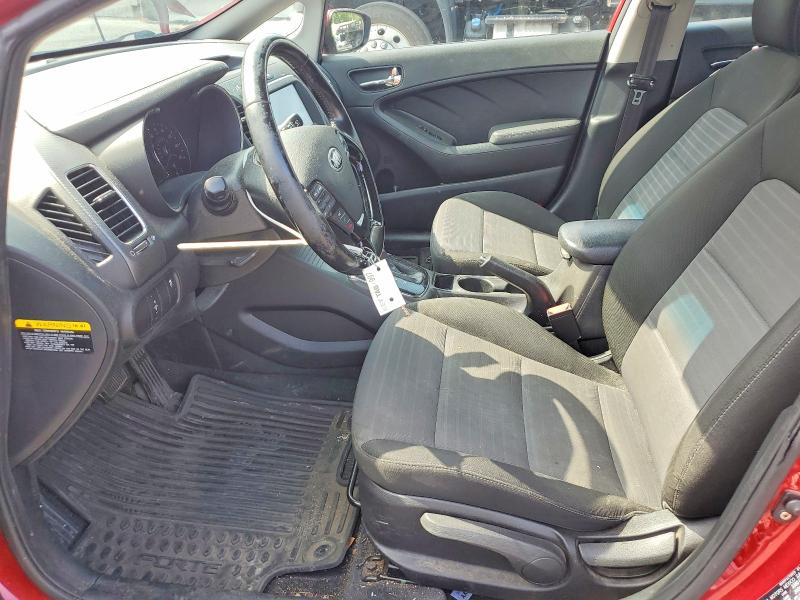 61873716 :رقم المزاد ، 3KPFL4A7XHE120976 vin ، 2017 Kia Forte مزاد بيع