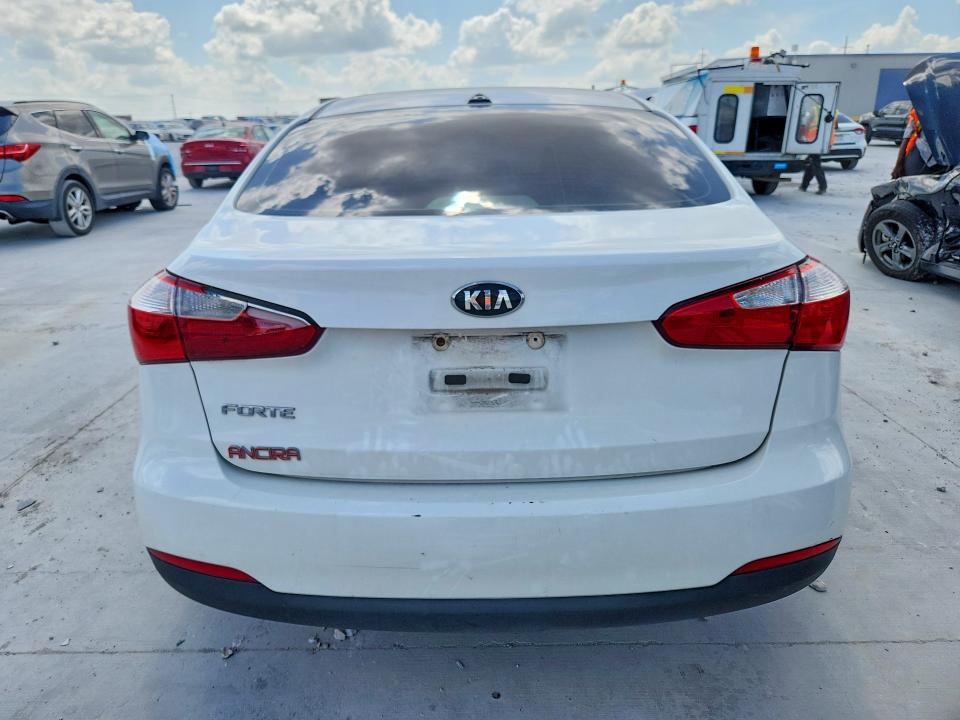 2016 Kia Forte მანქანა იყიდება აუქციონზე, vin: KNAFK4A65G5607004, აუქციონის ნომერი: 59660706