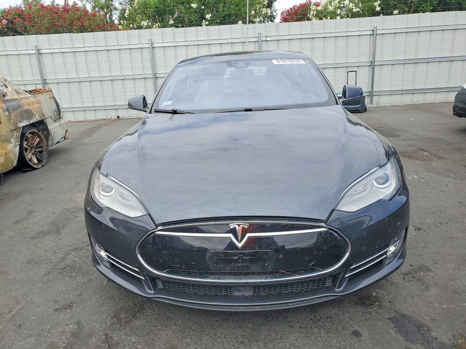 Aukcja sprzedaży 2015 Tesla Model S, vin: 5YJSA1E21FF110961, numer aukcji: 61018656