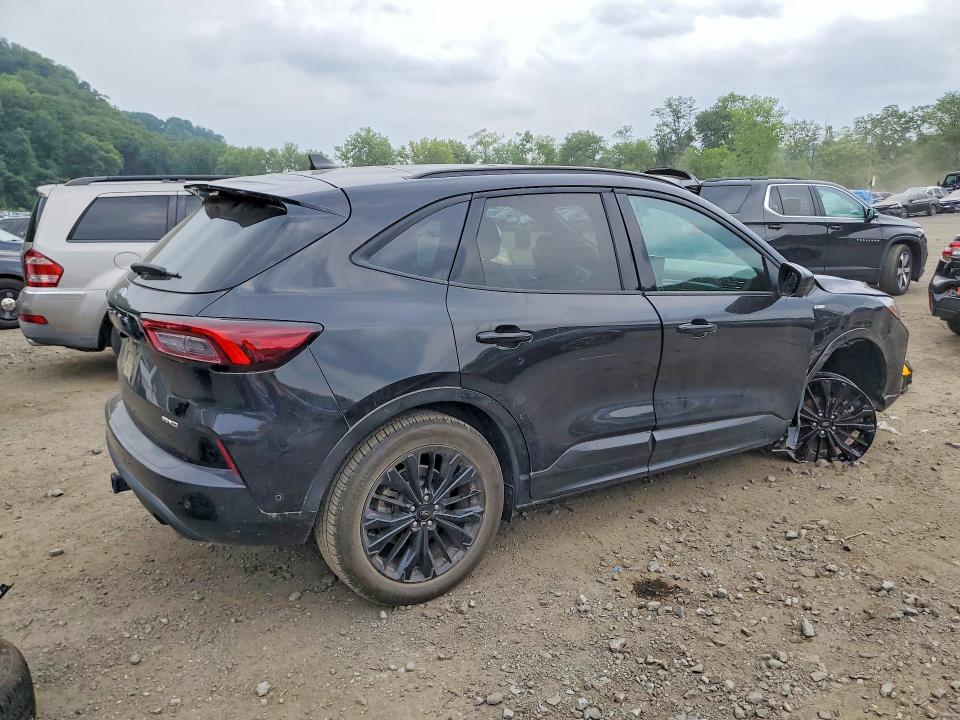 62480376 :رقم المزاد ، 1FMCU9PA7RUB00215 vin ، 2024 Ford Escape مزاد بيع
