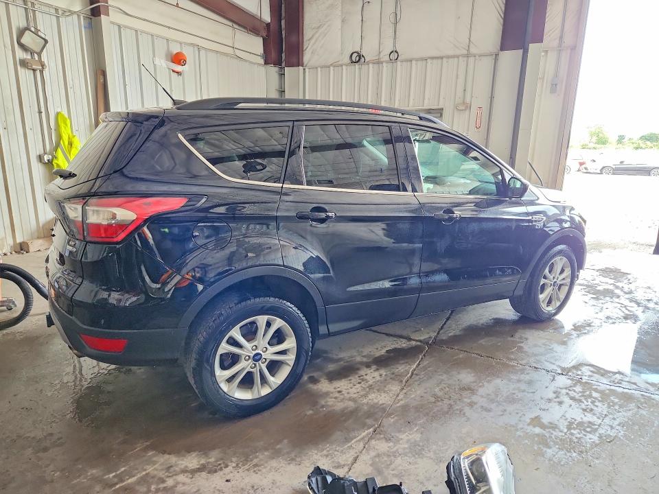 Продаж на аукціоні авто 2017 Ford Escape, vin: 1FMCU9G94HUE52270, номер лоту: 60575226