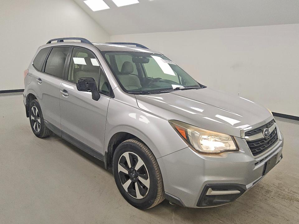 2017 Subaru Forester მანქანა იყიდება აუქციონზე, vin: JF2SJAEC1HH410691, აუქციონის ნომერი: 61805286