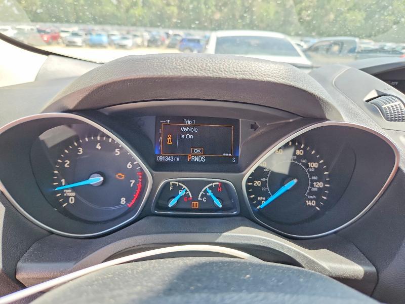61925216 :رقم المزاد ، 1FMCU0F70JUA07168 vin ، 2018 Ford Escape مزاد بيع