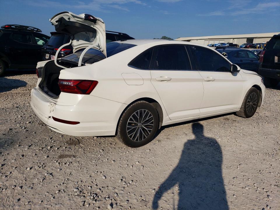 63032406 :رقم المزاد ، 3VWC57BU1LM095139 vin ، 2020 Volkswagen Jetta مزاد بيع