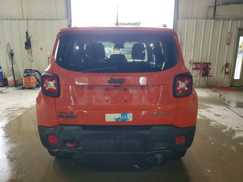 2015 Jeep Renegade მანქანა იყიდება აუქციონზე, vin: ZACCJBCT0FPB64868, აუქციონის ნომერი: 63172336
