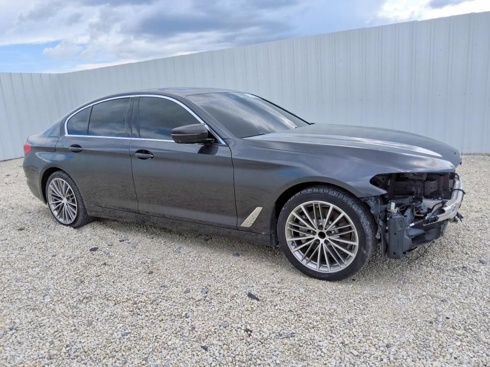60013096 :رقم المزاد ، WBAJR3C00LCE55117 vin ، 2020 Bmw 530 مزاد بيع