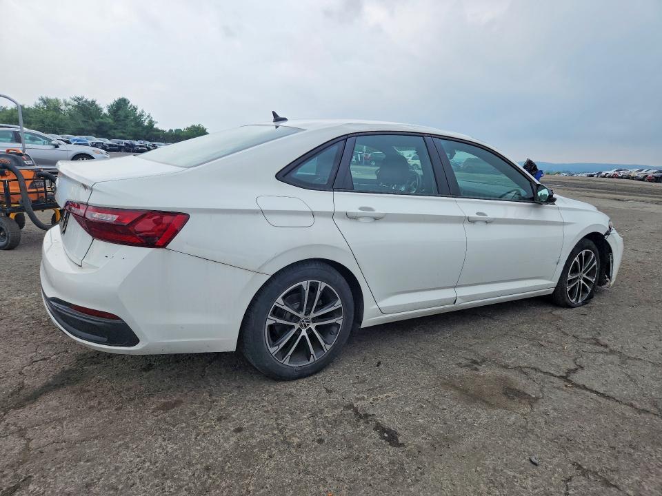 Auction sale of the 2022 Volkswagen Jetta, vin: 3VWBM7BU7NM032631, lot number: 62769086