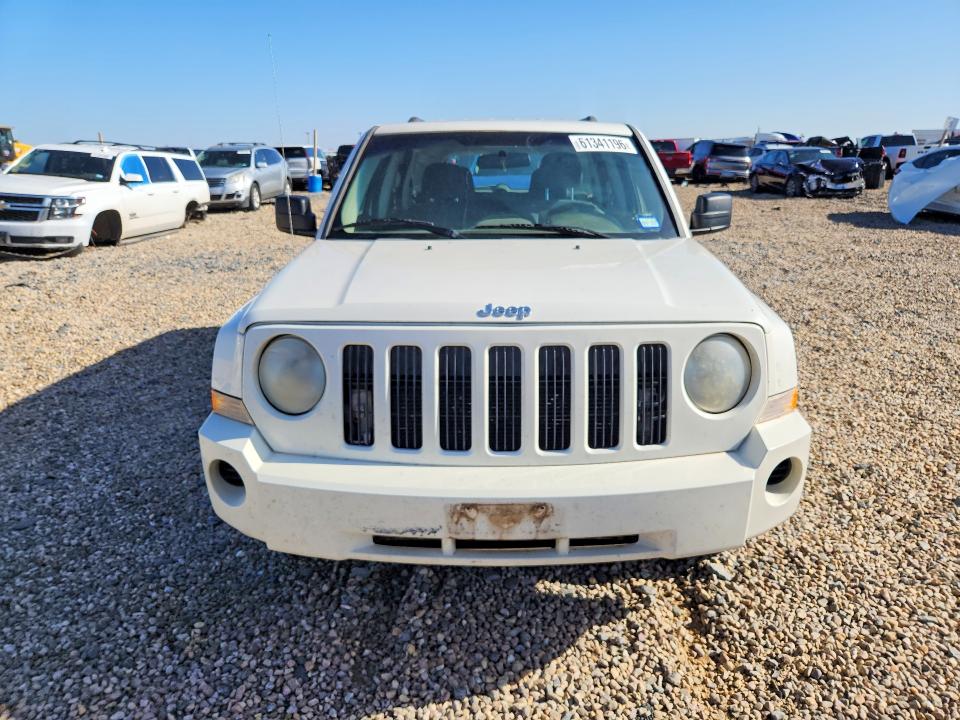 2010 Jeep Patriot მანქანა იყიდება აუქციონზე, vin: 1J4NT2GB7AD546041, აუქციონის ნომერი: 61341196