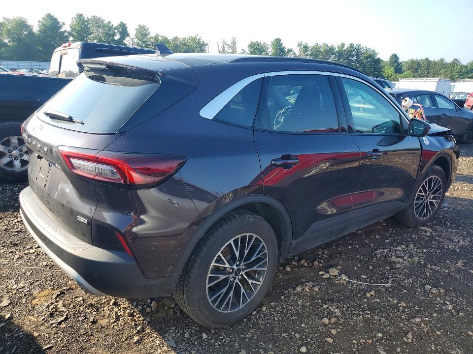 Продажа на аукционе авто 2023 Ford Escape, vin: 1FMCU0E12PUA81195, номер лота: 62914216