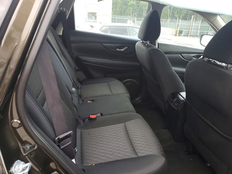 60024626 :رقم المزاد ، KNMAT2MV8HP573101 vin ، 2017 Nissan Rogue مزاد بيع