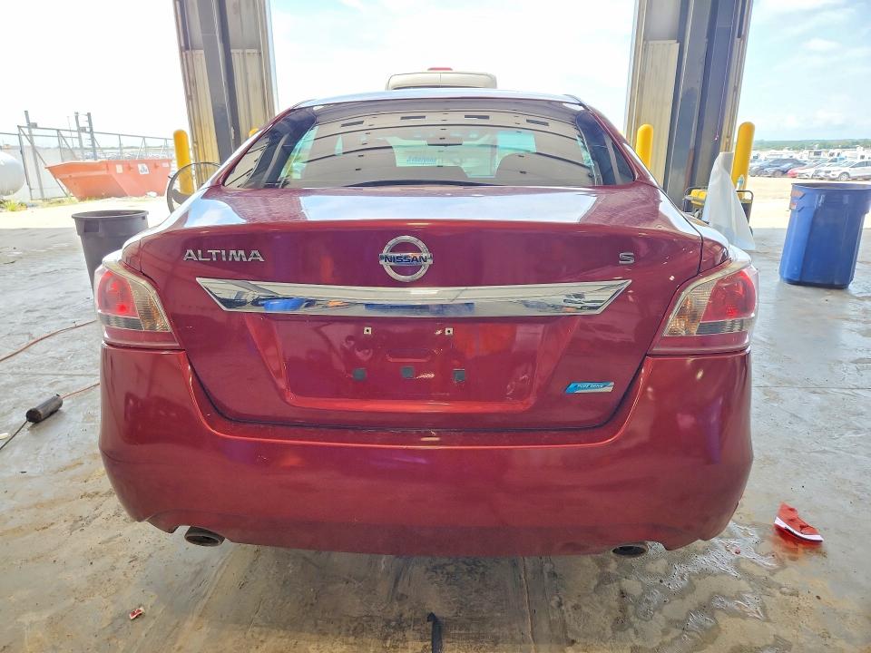 2013 Nissan Altima მანქანა იყიდება აუქციონზე, vin: 1N4AL3AP9DC245690, აუქციონის ნომერი: 62873706