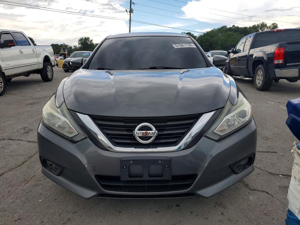 2017 Nissan Altima მანქანა იყიდება აუქციონზე, vin: 1N4AL3AP1HC118812, აუქციონის ნომერი: 61081136