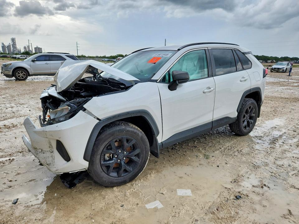 61601946 :رقم المزاد ، 2T3H1RFV2MC117251 vin ، 2021 Toyota Rav4 مزاد بيع