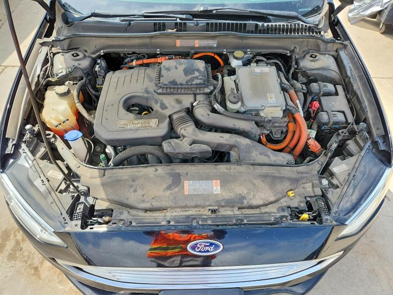 61003406 :رقم المزاد ، 3FA6P0SU6JR180999 vin ، 2018 Ford Fusion مزاد بيع