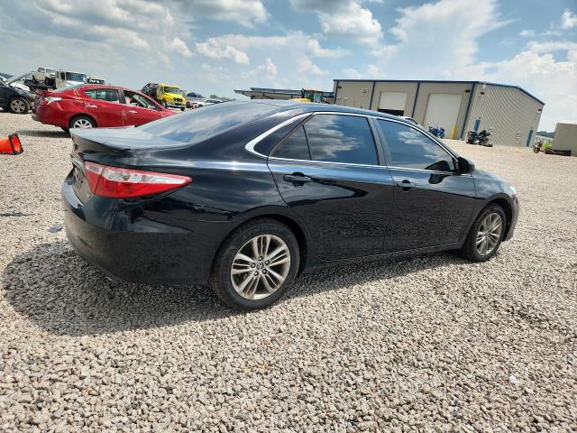 58382356 :رقم المزاد ، 4T1BF1FKXGU536202 vin ، 2016 Toyota Camry مزاد بيع