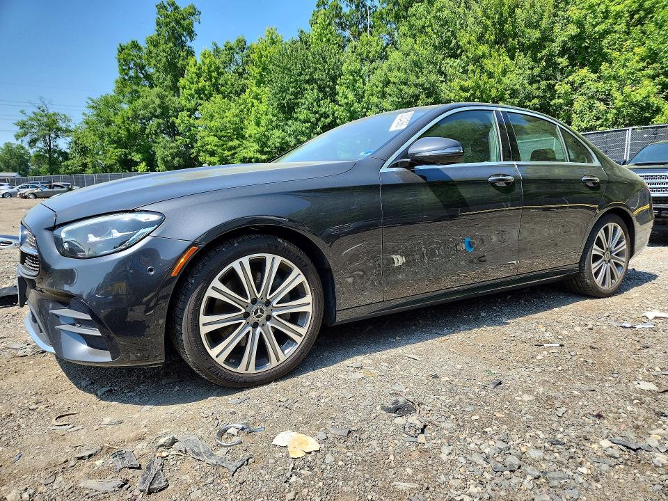 Продажа на аукционе авто 2022 Mercedes-benz E, vin: W1KZF8EB0NB030339, номер лота: 58224366