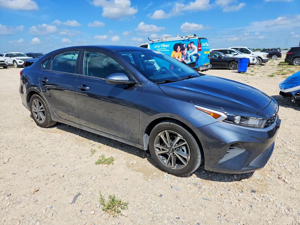 Продажа на аукционе авто 2023 Kia Forte, vin: 3KPF24AD5PE553113, номер лота: 58835606
