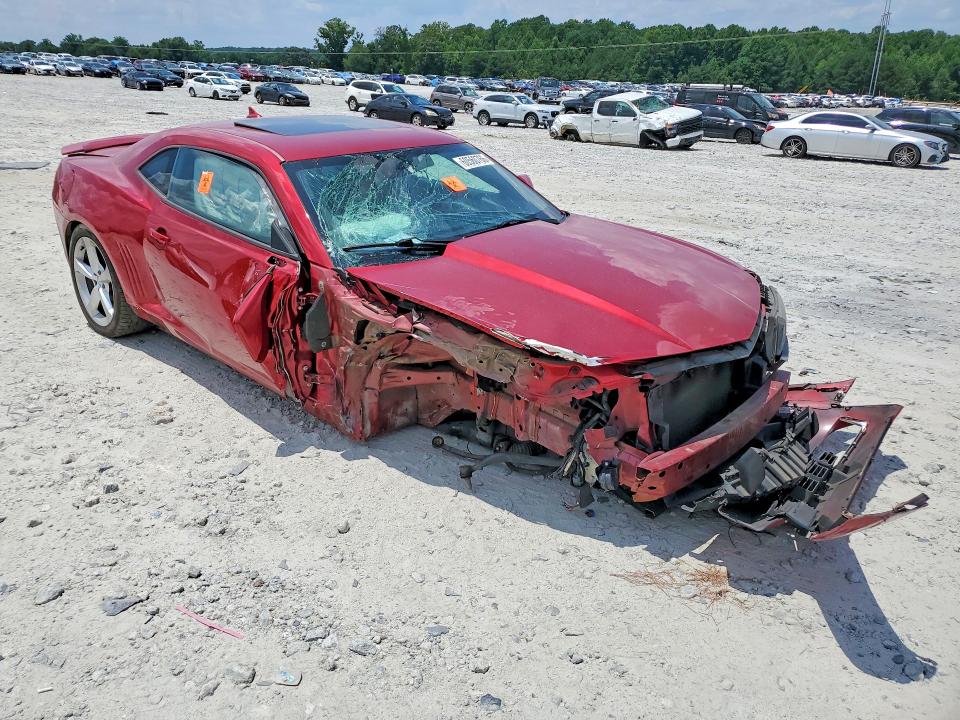 60560766 :رقم المزاد ، 2G1FF1E37F9264051 vin ، 2015 Chevrolet Camaro مزاد بيع