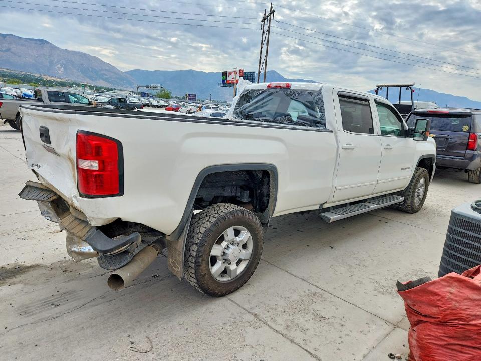 61501406 :رقم المزاد ، 1GT42WCY5HF196848 vin ، 2017 Gmc Sierra مزاد بيع