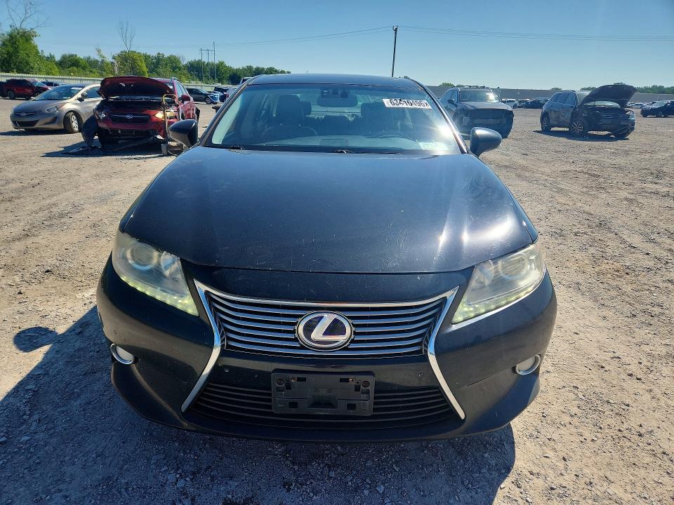 2013 Lexus Es მანქანა იყიდება აუქციონზე, vin: JTHBW1GG3D2011096, აუქციონის ნომერი: 63410496