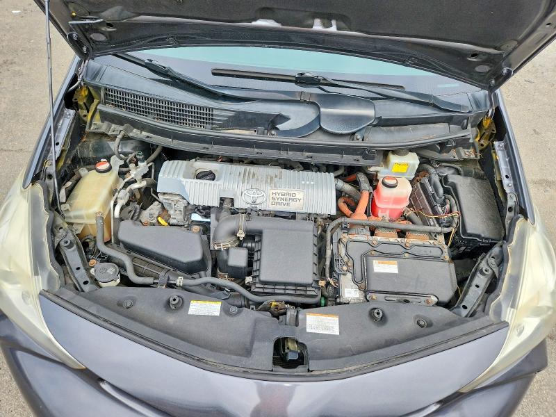 62539926 :رقم المزاد ، JTDZN3EU7GJ044572 vin ، 2016 Toyt Prius V مزاد بيع