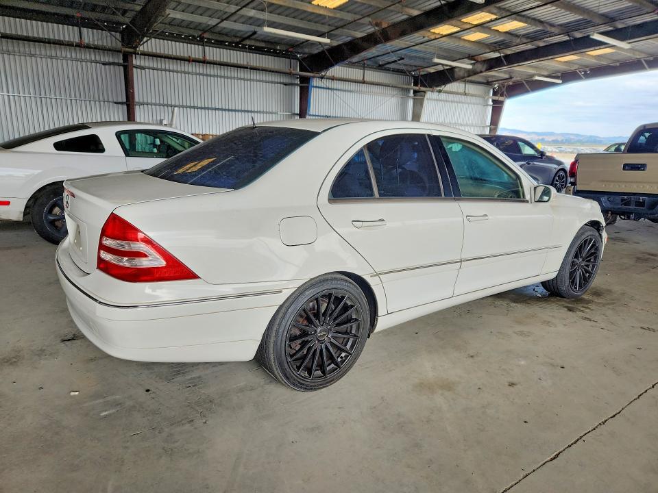 2002 Mercedes-benz C მანქანა იყიდება აუქციონზე, vin: WDBRF64J22F249121, აუქციონის ნომერი: 61408626