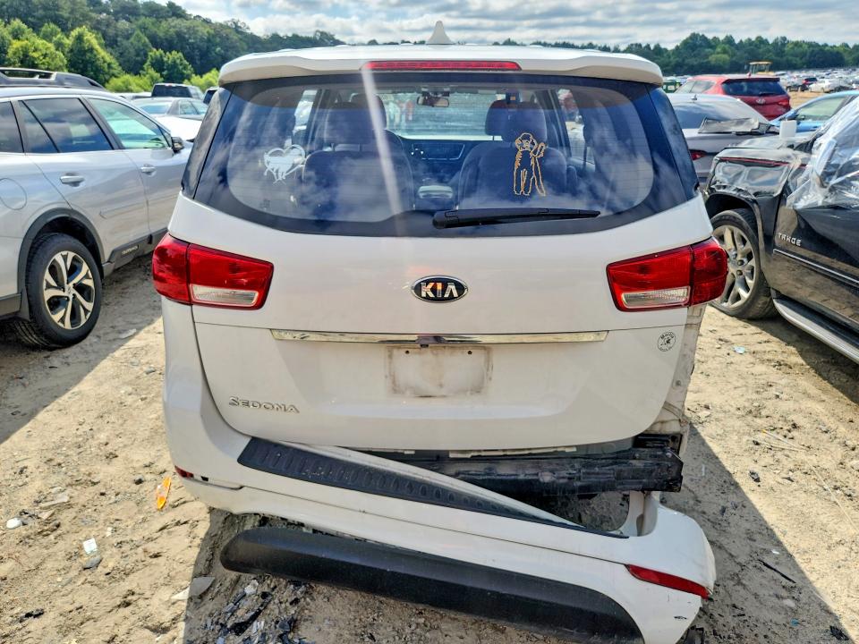 Продажа на аукционе авто 2016 Kia Sedona, vin: KNDMA5C18G6149733, номер лота: 60006206