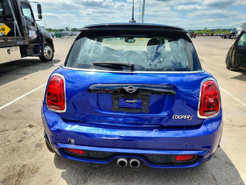 Продаж на аукціоні авто 2020 Mini Cooper, vin: WMWXR5C05L2L85607, номер лоту: 62476056