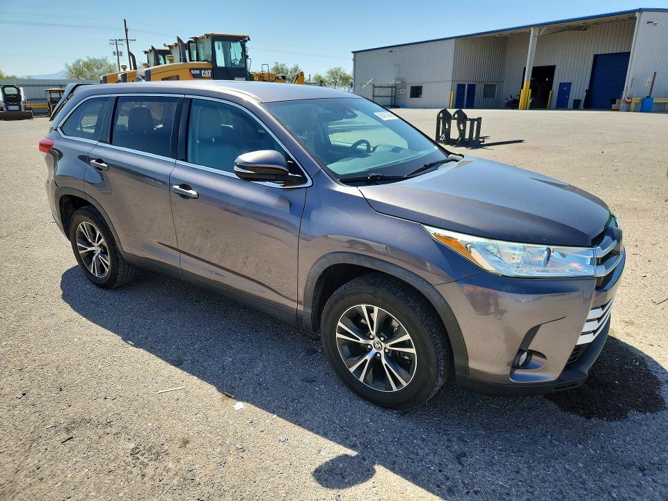 Продажа на аукционе авто 2019 Toyota Highlander, vin: 5TDZZRFH9KS367476, номер лота: 59401646