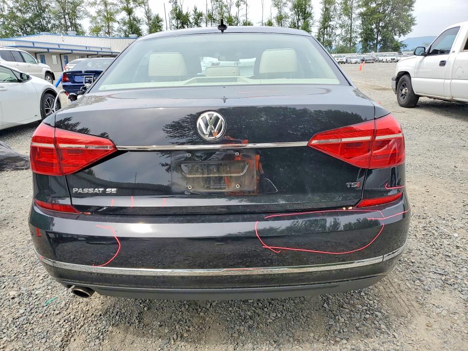 Продажа на аукционе авто 2016 Volkswagen Passat, vin: 1VWBT7A39GC017869, номер лота: 61551896