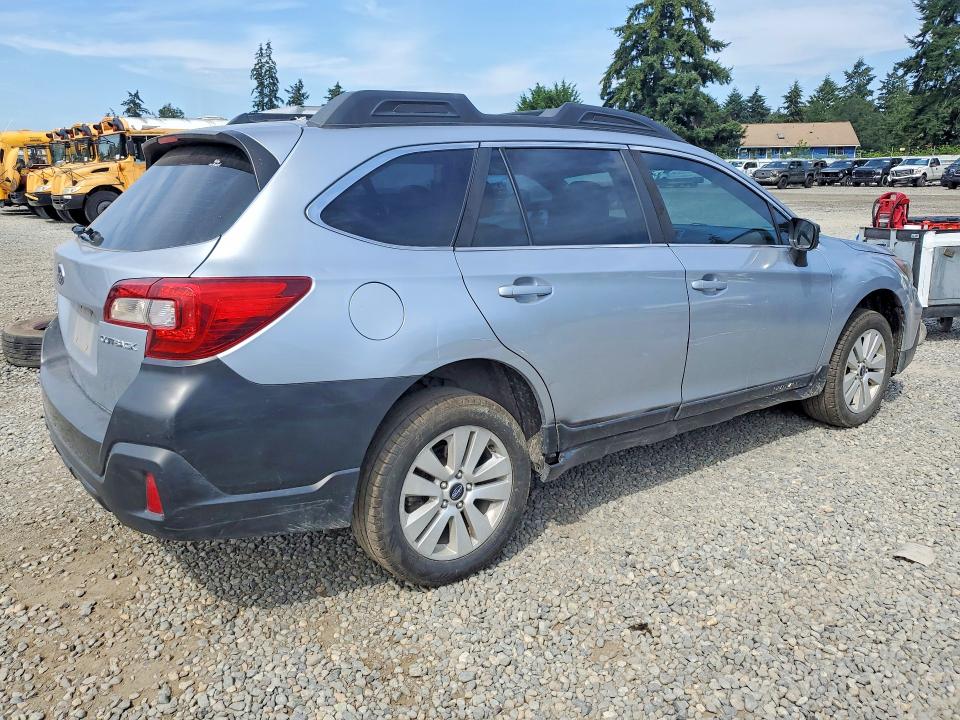 2018 Subaru Outback მანქანა იყიდება აუქციონზე, vin: 4S4BSAAC0J3292780, აუქციონის ნომერი: 62308246