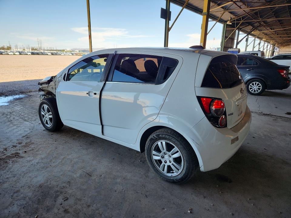 60442256 :رقم المزاد ، 1G1JC6SH7G4156355 vin ، 2016 Chevrolet Sonic مزاد بيع
