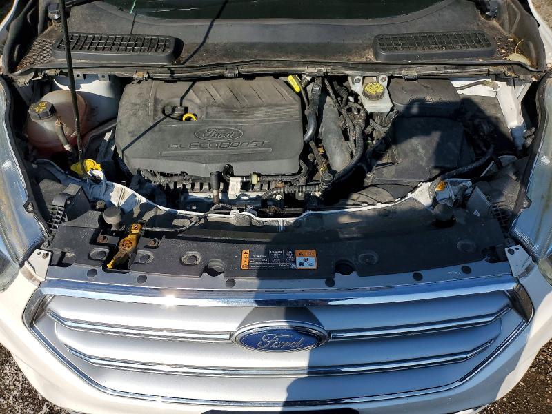 61301036 :رقم المزاد ، 1FMCU0GD9HUD70602 vin ، 2017 Ford Escape مزاد بيع
